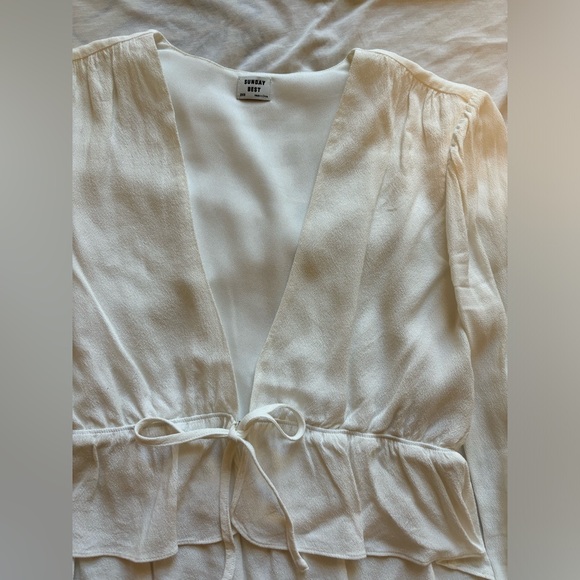 Sunday Best tie front blouse - Picture 4 of 4